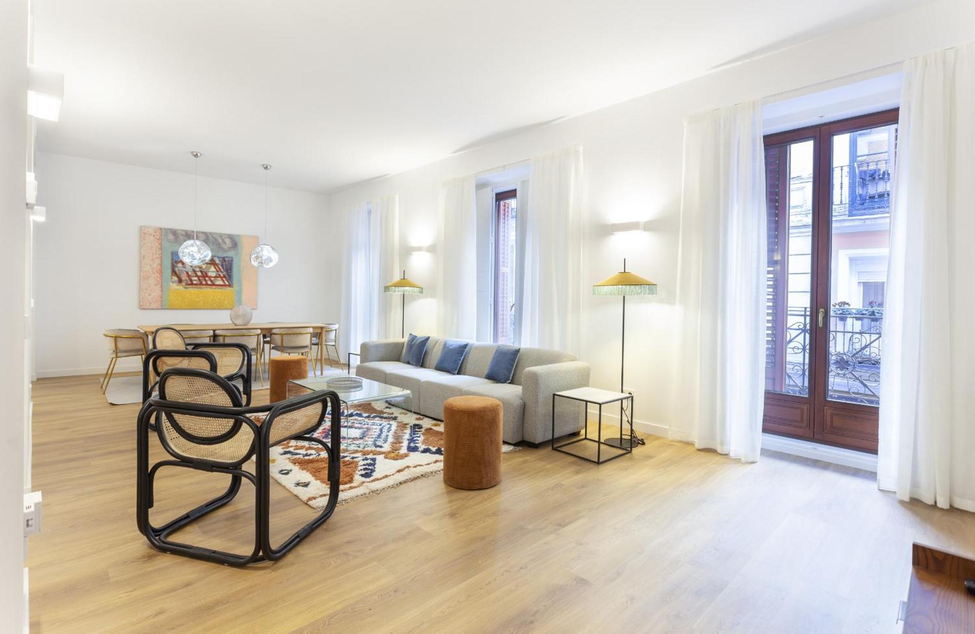 Cibeles Luxe In Madrid Apartment ภายนอก รูปภาพ
