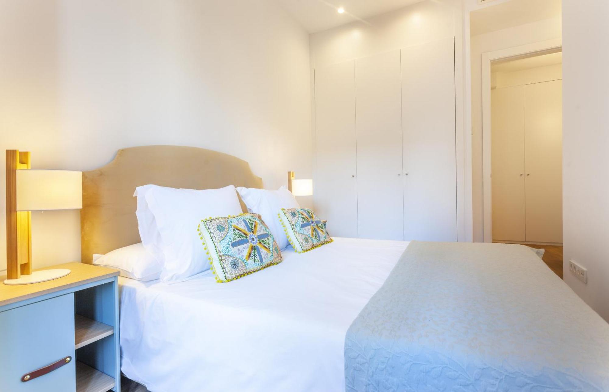 Cibeles Luxe In Madrid Apartment ภายนอก รูปภาพ