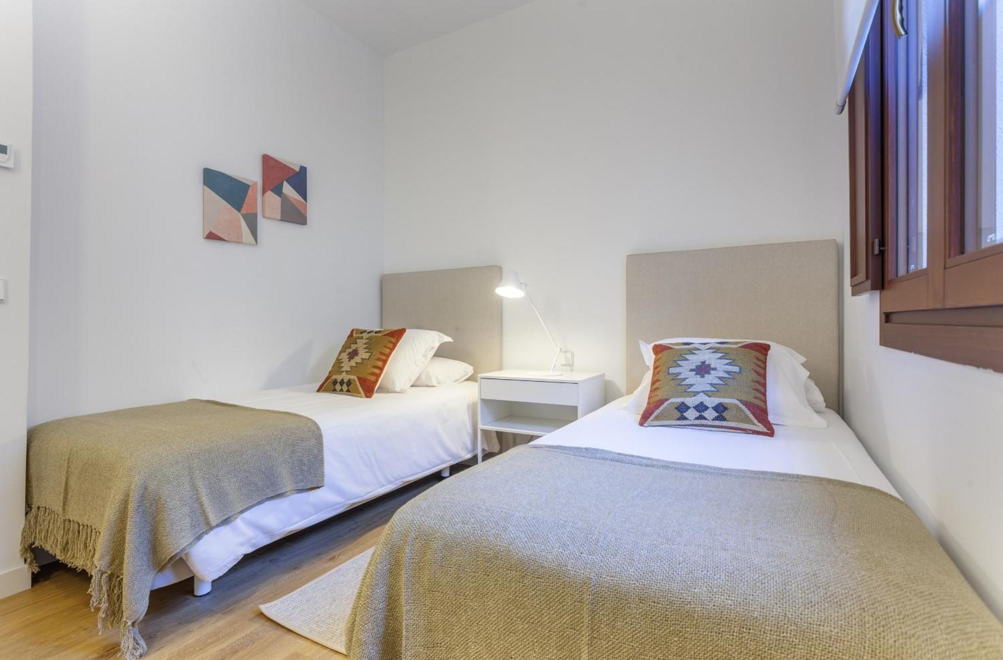 Cibeles Luxe In Madrid Apartment ภายนอก รูปภาพ