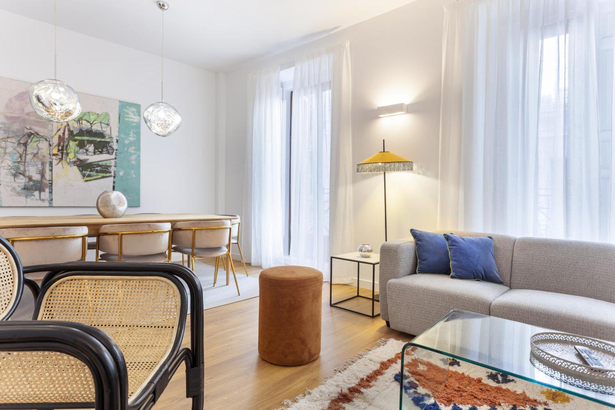 Cibeles Luxe In Madrid Apartment ภายนอก รูปภาพ