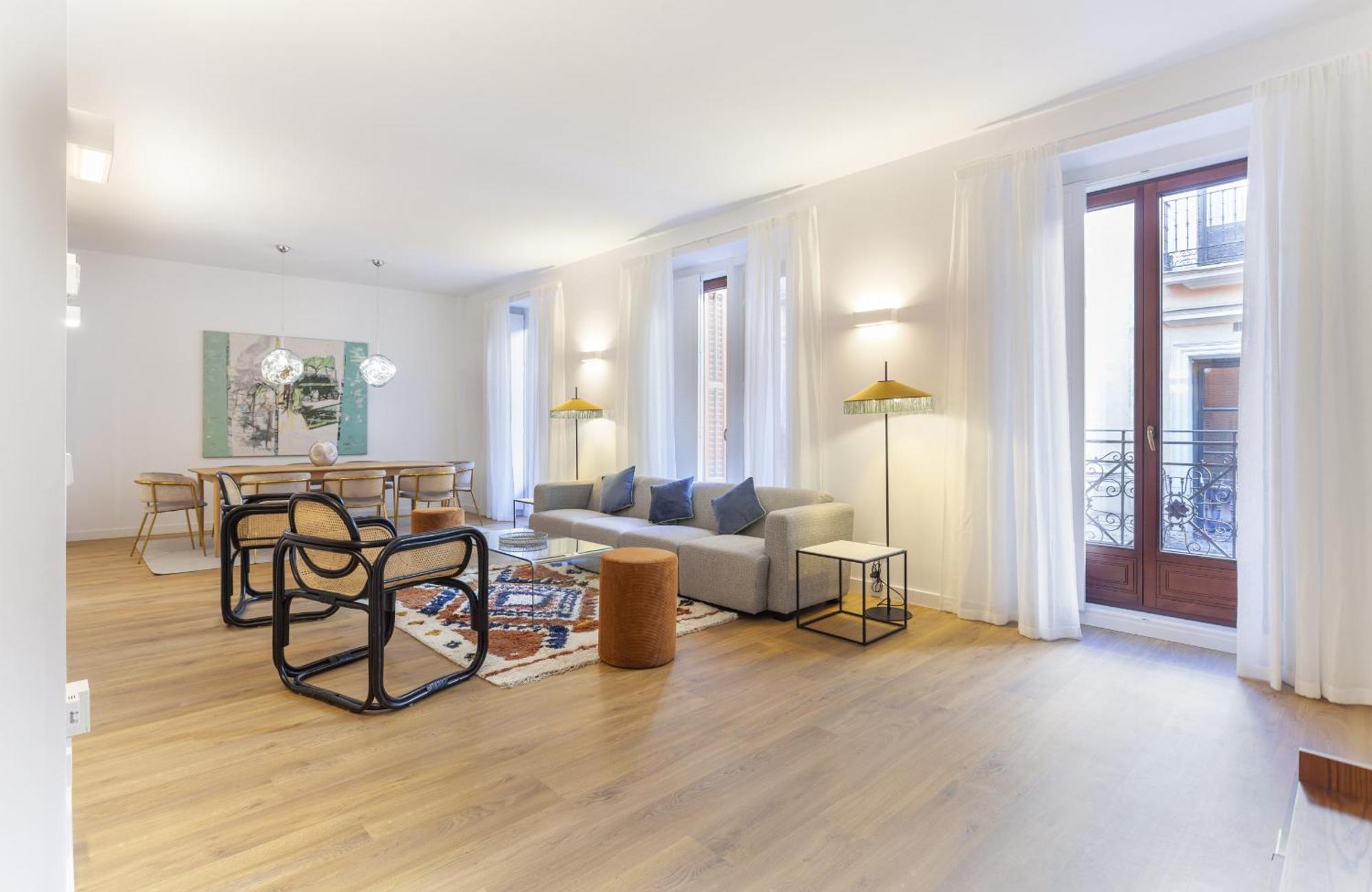 Cibeles Luxe In Madrid Apartment ภายนอก รูปภาพ
